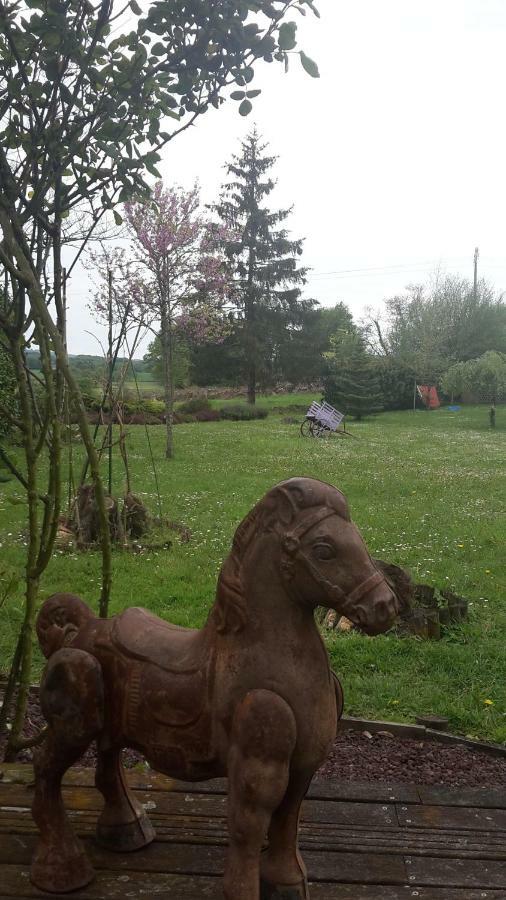 Bed and Breakfast Chez Claire Chamborand Exterior foto
